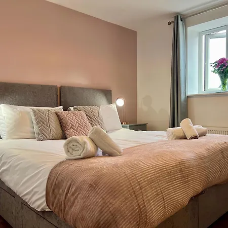The Orchid-Central Beeston-Private Apartment-Smarttv-Free Wi-Fi-Tram-Parking Nottingham Exterior photo
