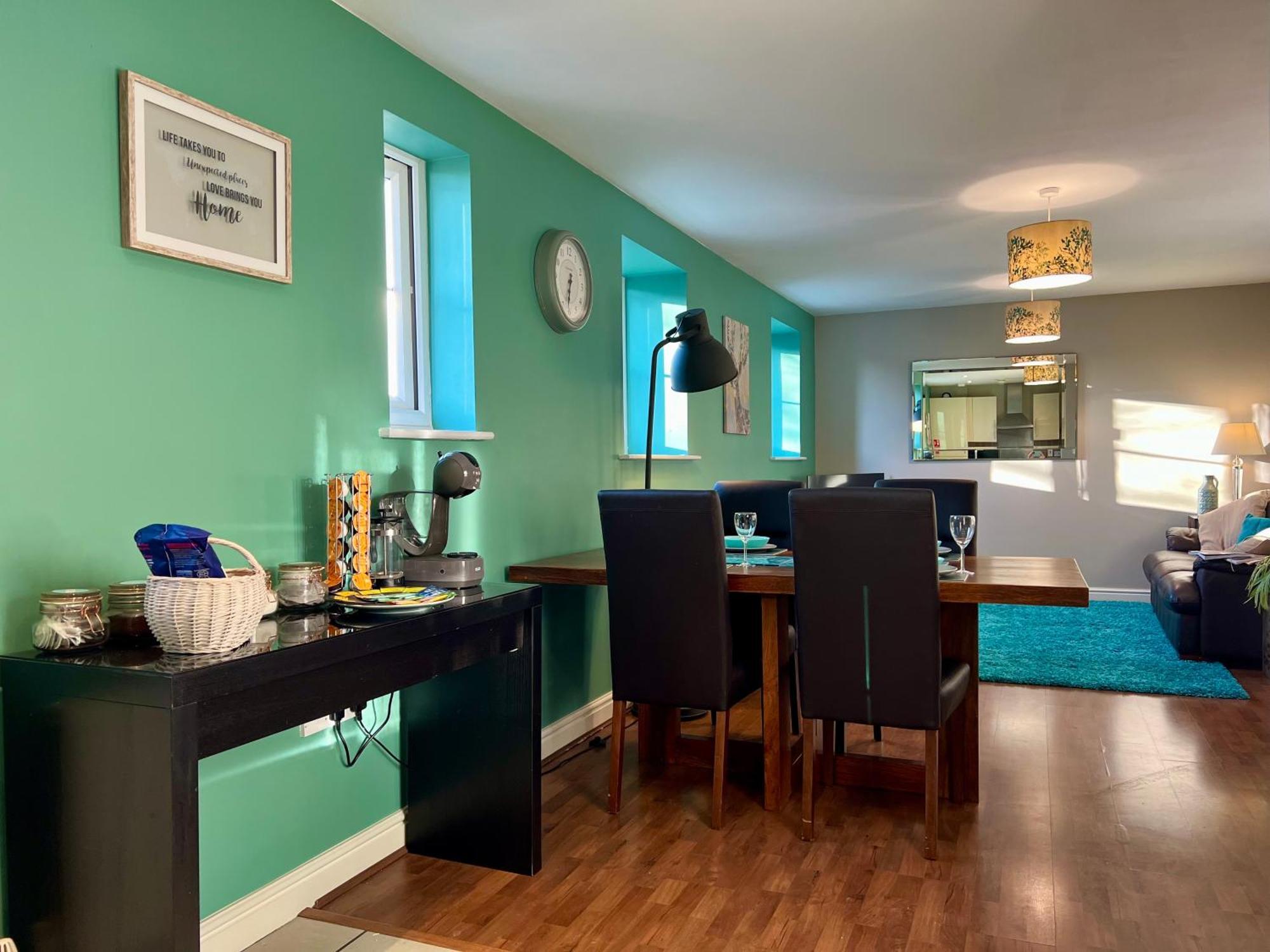 The Orchid-central Beeston-private Apartment-smarttv-free Wi-fi-tram-parking